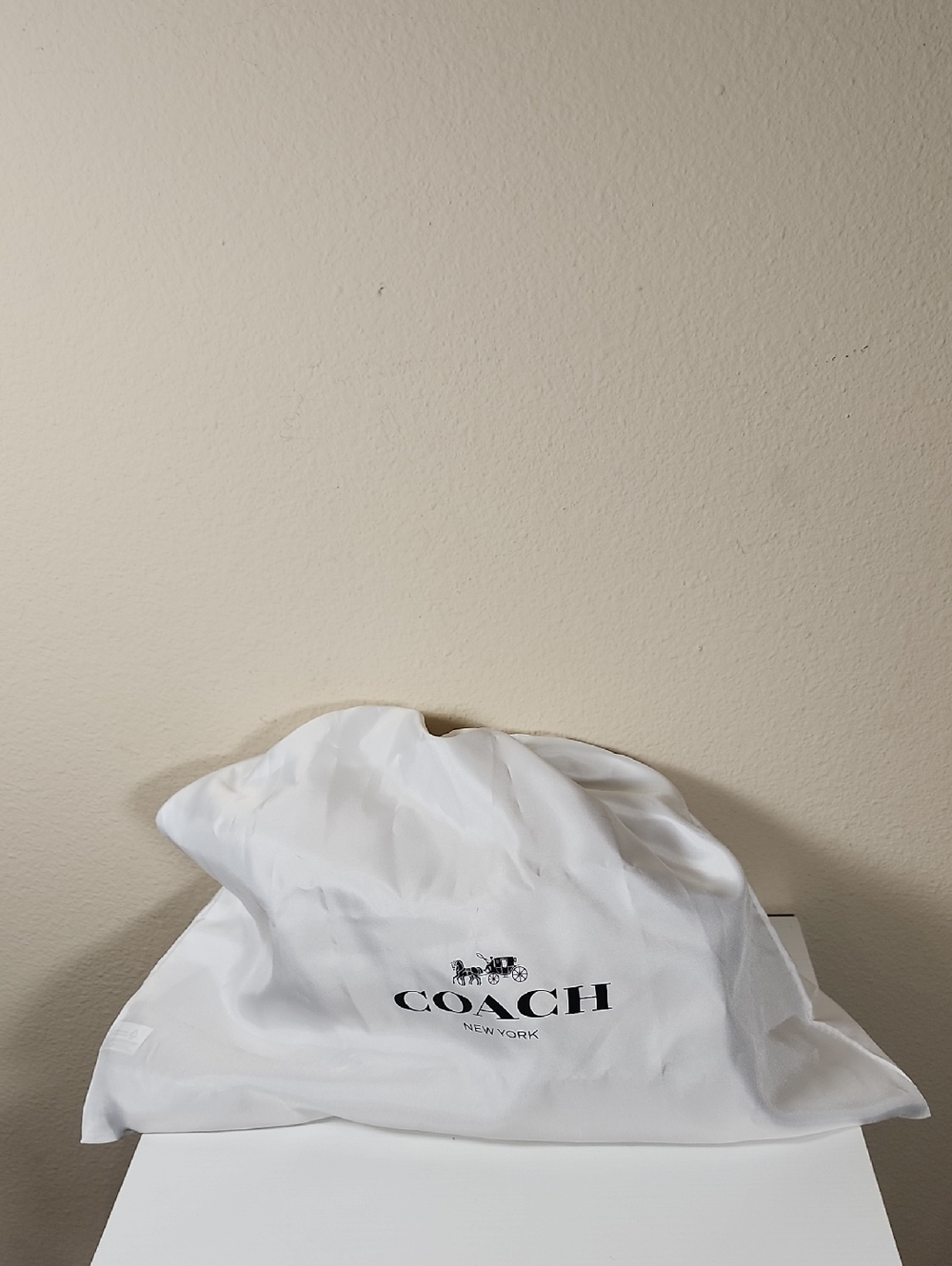 Vintage Coach Yellow Bixby Sling #9984 - Picture 13 of 13
